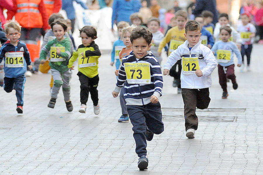 Fotos: Carrera Infantil en Medina del Campo