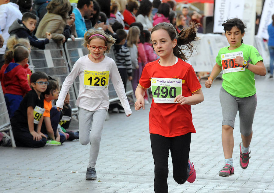 Fotos: Carrera Infantil en Medina del Campo
