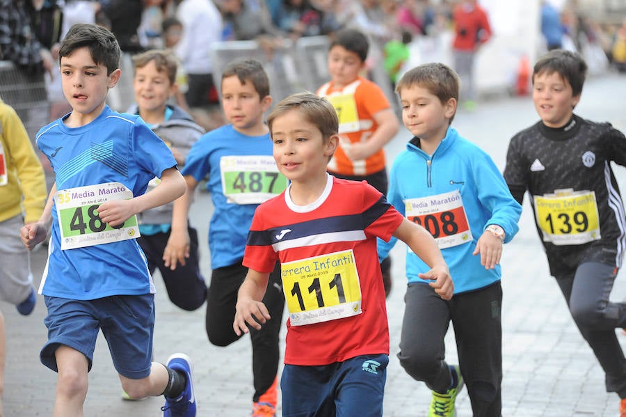 Fotos: Carrera Infantil en Medina del Campo