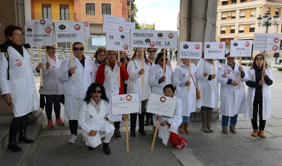 Fotos: Manifestación del Primero de Mayo en Segovia