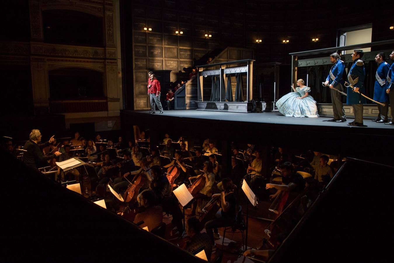 Fotos: La ópera Romeo y Julieta llega al Teatro Calderón de Valladolid
