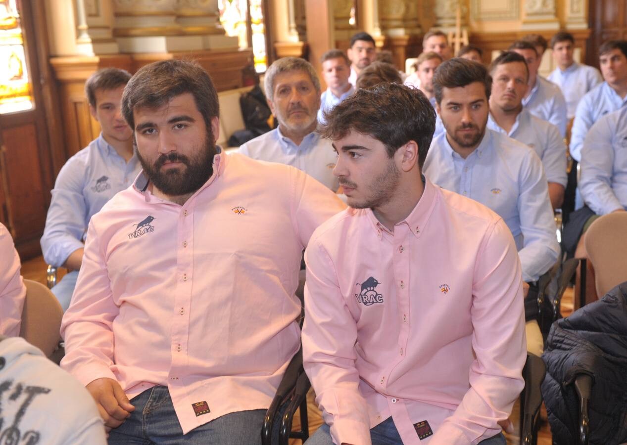 El VRAC Quesos Entrepinares es recibido en el Ayuntamiento y la Diputación Provincial con la Copa del Rey, conquistada el fin de semana en Valencia 