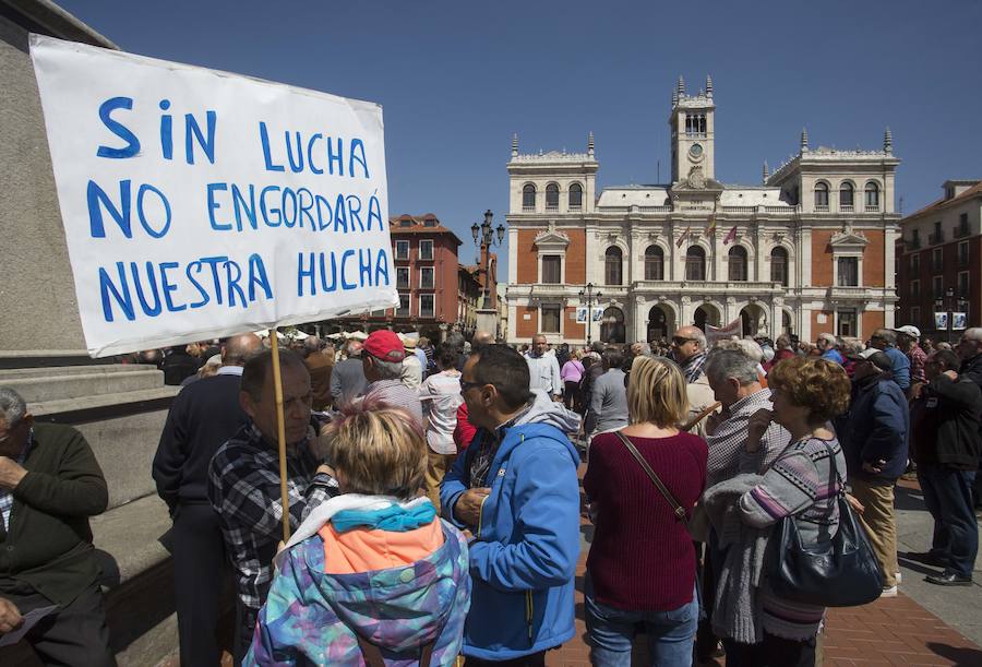 Fotos: Manifestación de pensonistas en Valladolid