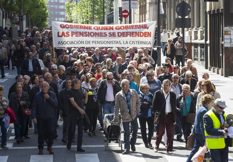 Fotos: Manifestación de pensonistas en Valladolid
