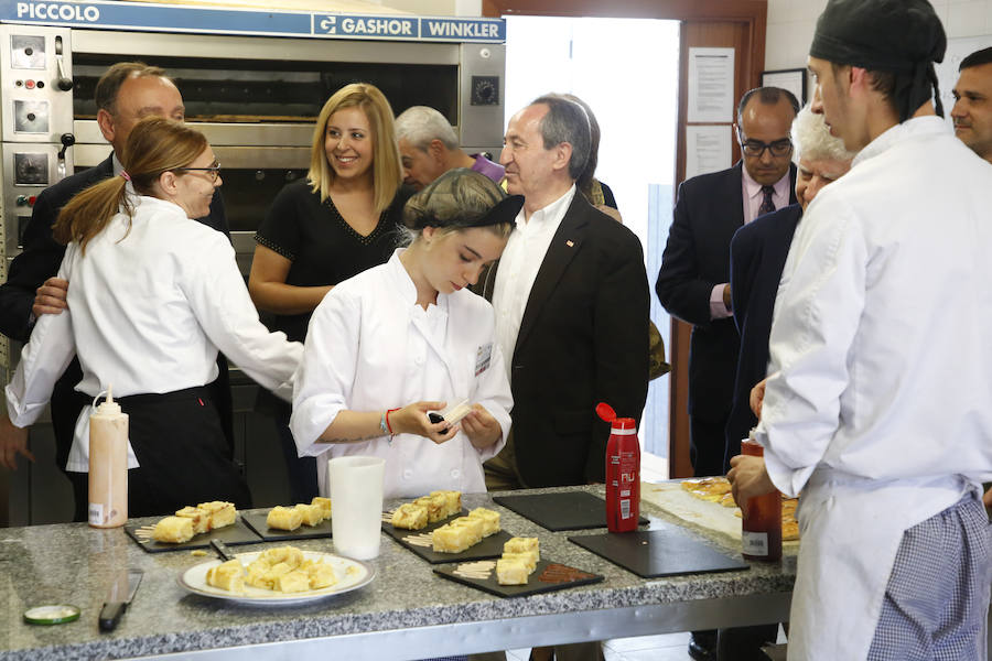 Antonio Andrés Laso, ha visitado las instalaciones del centro para conocer directamente los proyectos de empleo para jóvenes que gestiona la entidad y los resultados de los proyectos que desarrolla