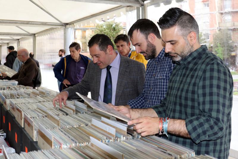 Feria del Disco en la Plaza de Portugalete de Valladolid