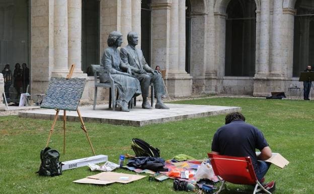 Uno de los participantes en el Concurso de Pintura Rápida.