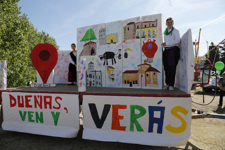 Fotos: San Isidro viaja en globo en Dueñas