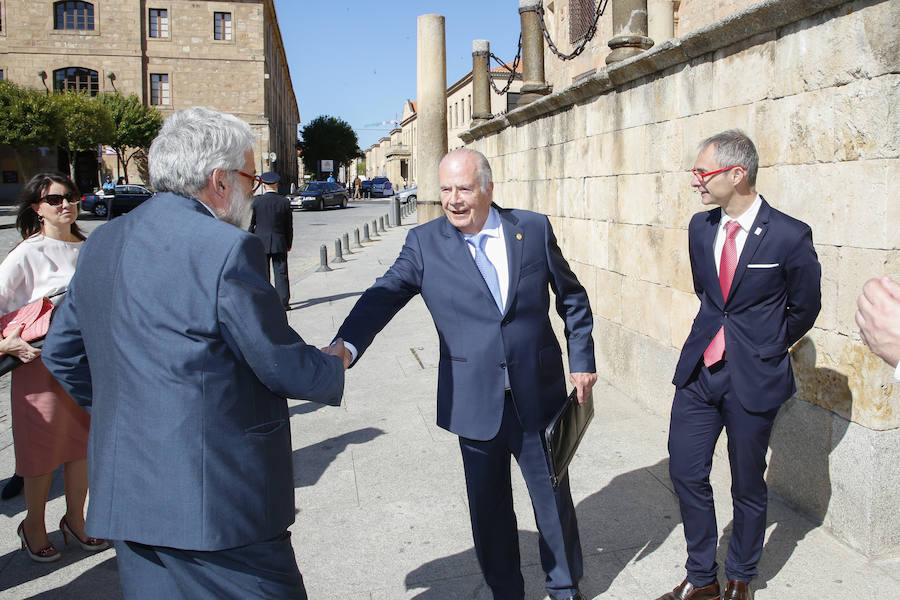 Sesión plenaria de las Cortes en Salamanca