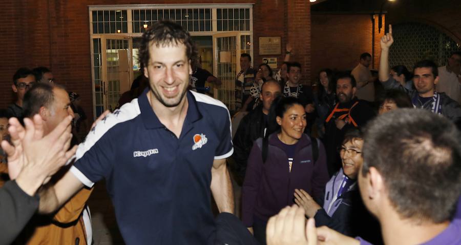 Fotos: Remontada para seguir soñando (Oviedo 54 - 66 Chocolates Trapa)