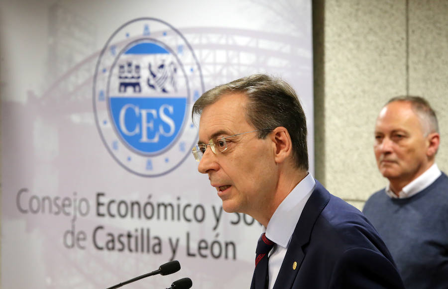 Fotos: Germán Barrios toma posesión de su cargo como presidente del Consejo Económico y Social (CES) de Castilla y León