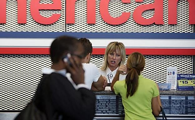 Alternativas al uso del anglicismo 'check-in'