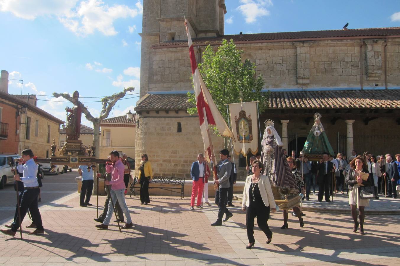 Fotos: Rogativa ante la Virgen del Rosario en Castromonte
