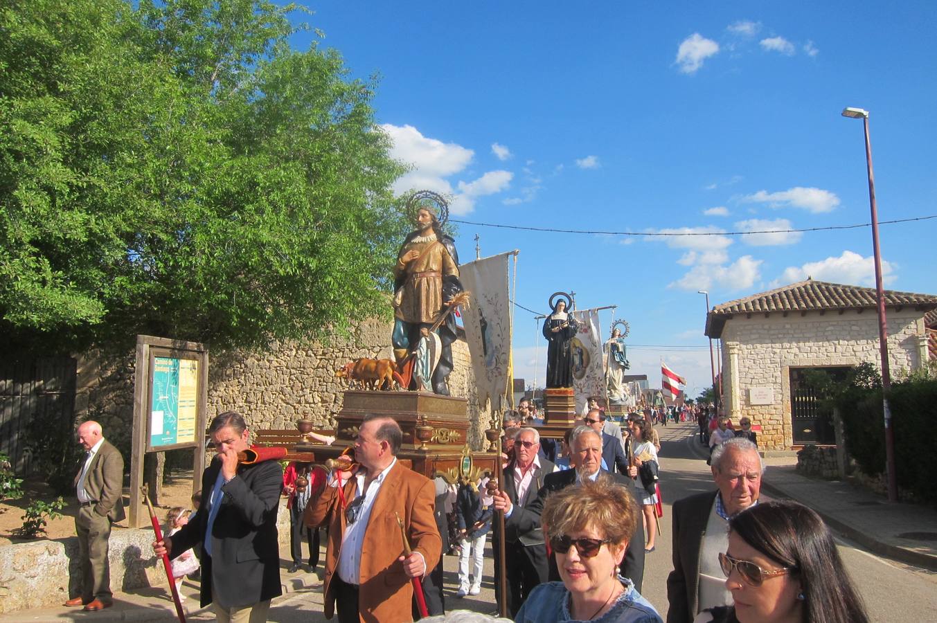 Fotos: Rogativa ante la Virgen del Rosario en Castromonte