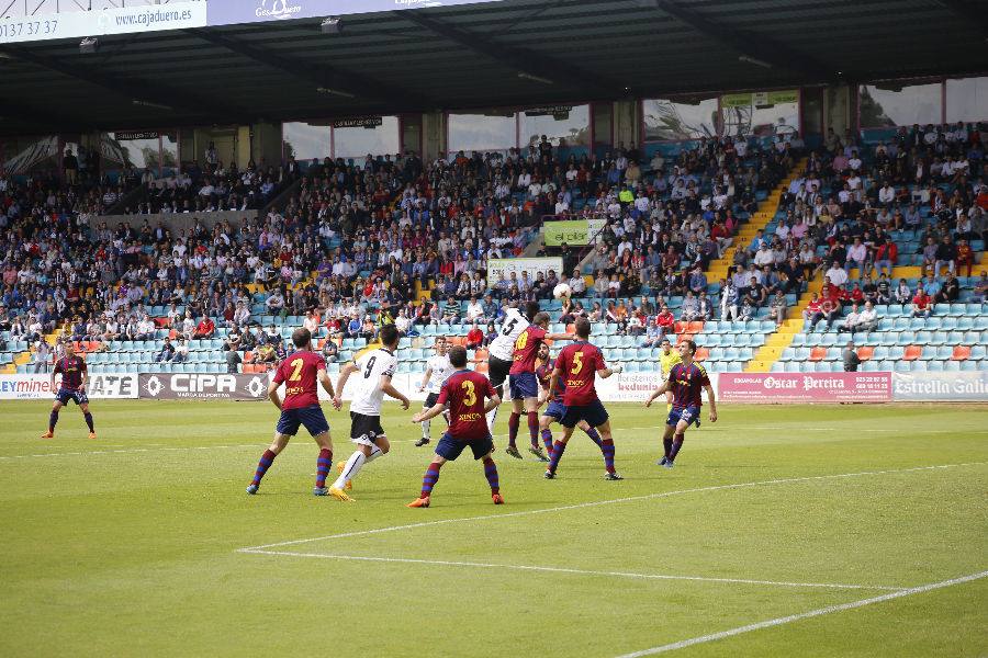 Fotos: CF Salmantino-UD Poblense