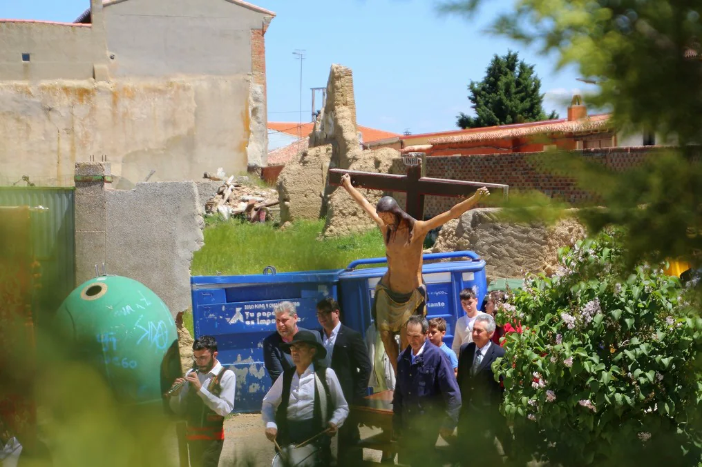 Fotos: Procesión del Cristo de las Aguas en Palacios de Campos