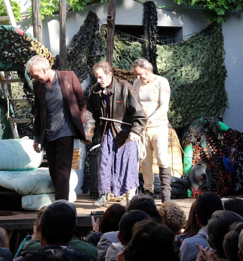 56 compañías desfilarán desde hoy y hasta el próximo domingo con actuaciones que van desde el mero espectáculo de entretenimiento hasta la denuncia de temas tan profundos como la emigración, la lucha de clases...