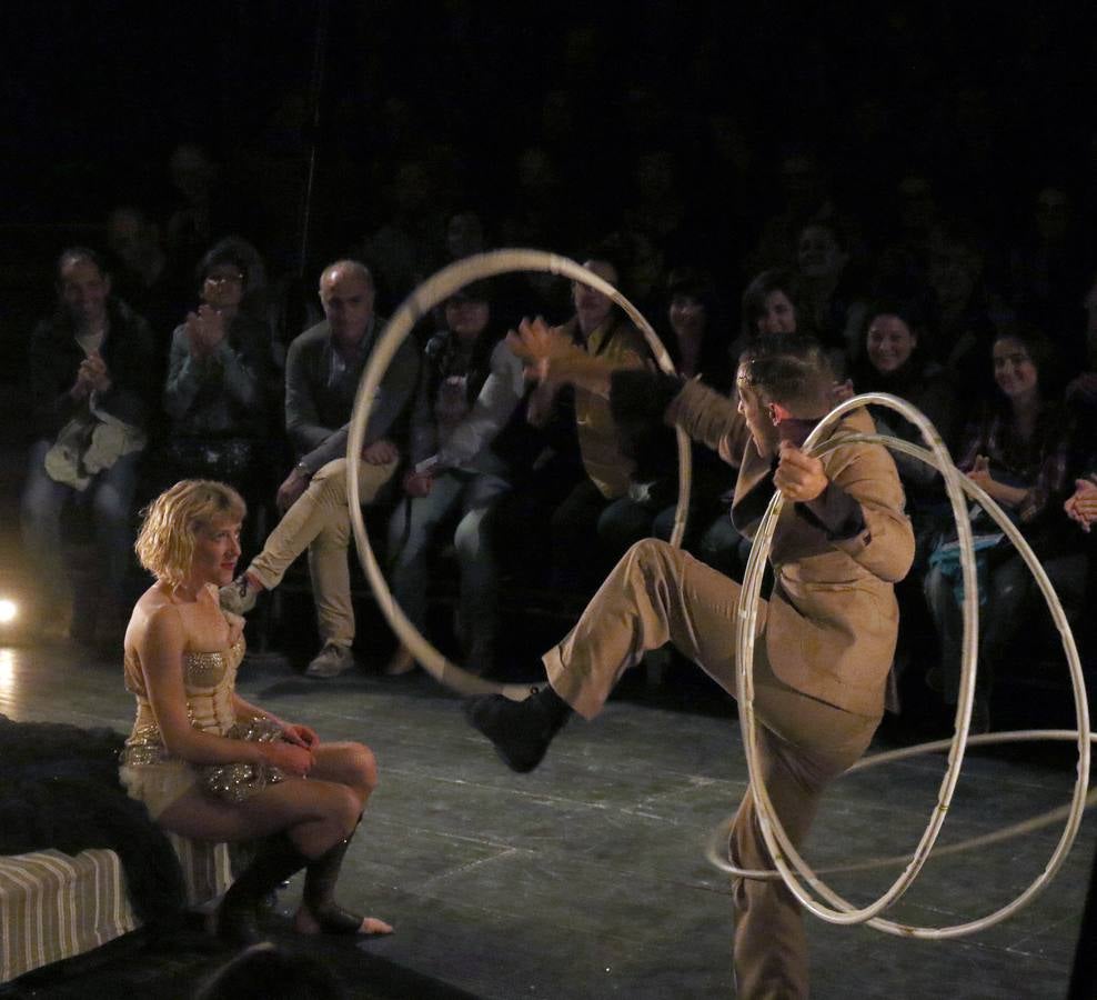 56 compañías desfilarán desde hoy y hasta el próximo domingo con actuaciones que van desde el mero espectáculo de entretenimiento hasta la denuncia de temas tan profundos como la emigración, la lucha de clases...