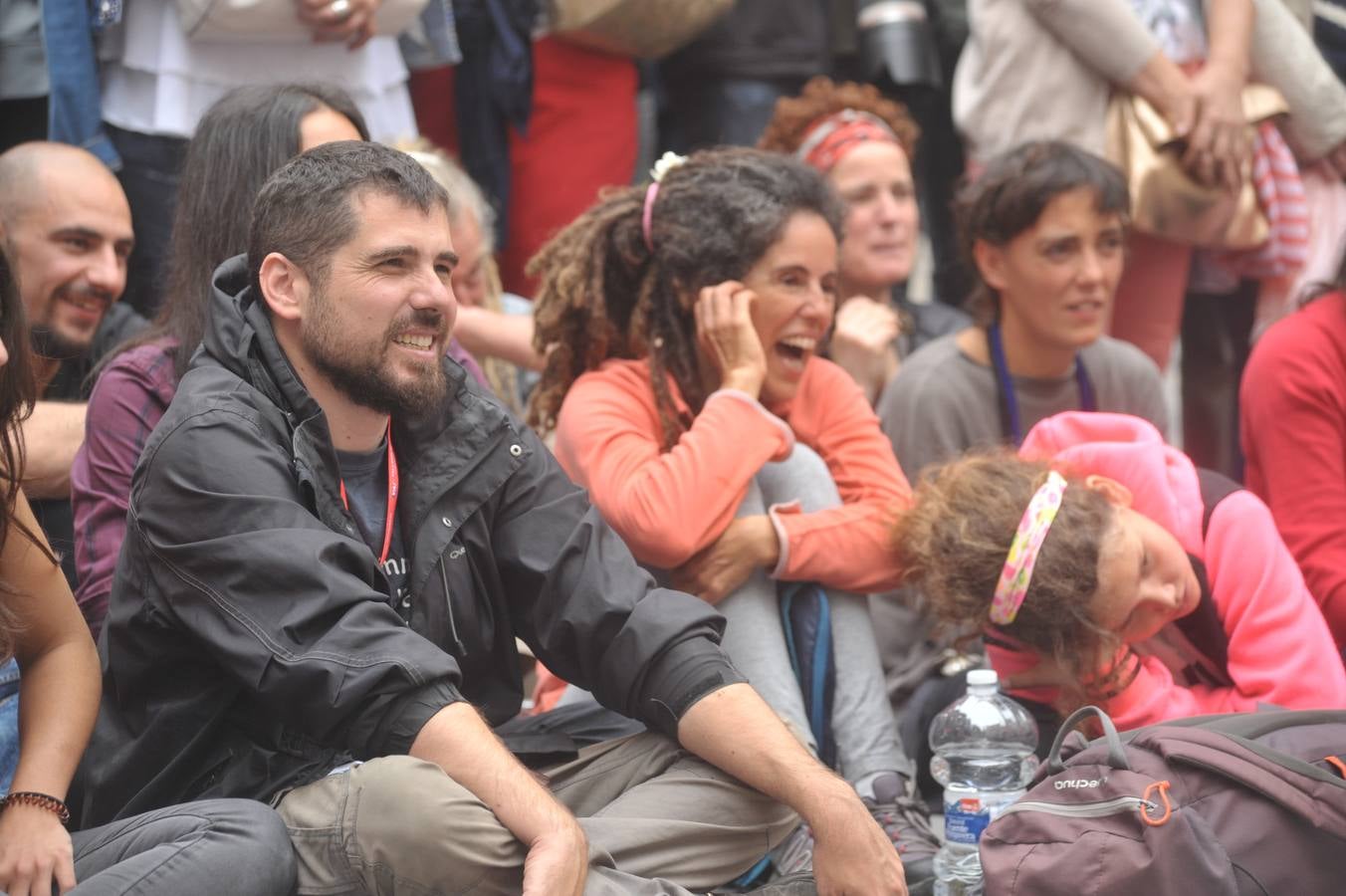 56 compañías desfilarán desde hoy y hasta el próximo domingo con actuaciones que van desde el mero espectáculo de entretenimiento hasta la denuncia de temas tan profundos como la emigración, la lucha de clases...