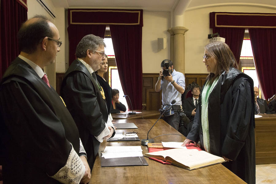 Fotos: Toma de posesión de los nuevos graduados sociales