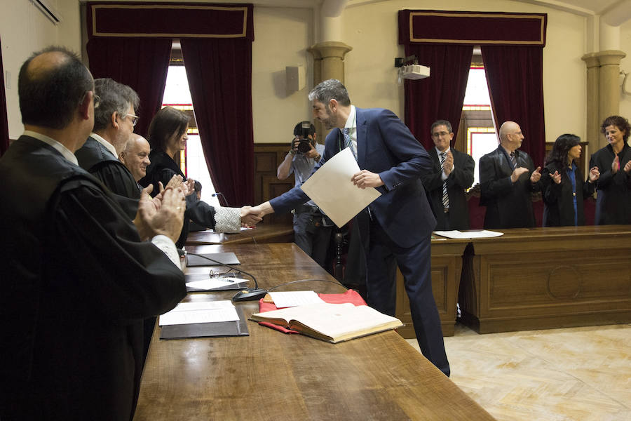 Fotos: Toma de posesión de los nuevos graduados sociales