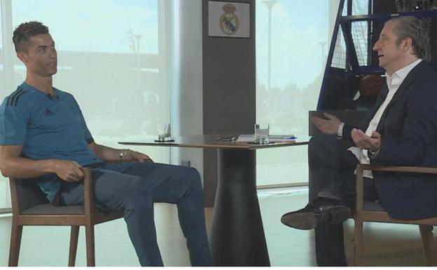 Cristiano Ronaldo durante la entrevista con Pedrerol. 