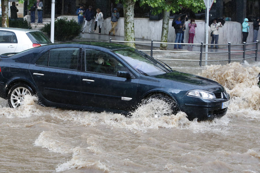 Fotos: Una tromba de agua anega Salamanca