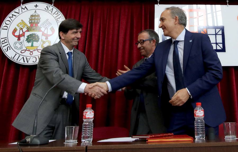 Fotos: Agustín García Matilla toma posesión como vicerrector del Campus de la UVA en Segovia