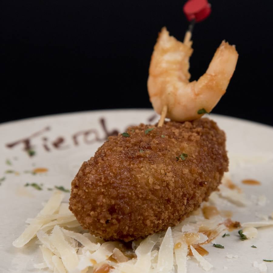 Fierabrás. Croqueta de calabaza sobre crema de Mucientes. 