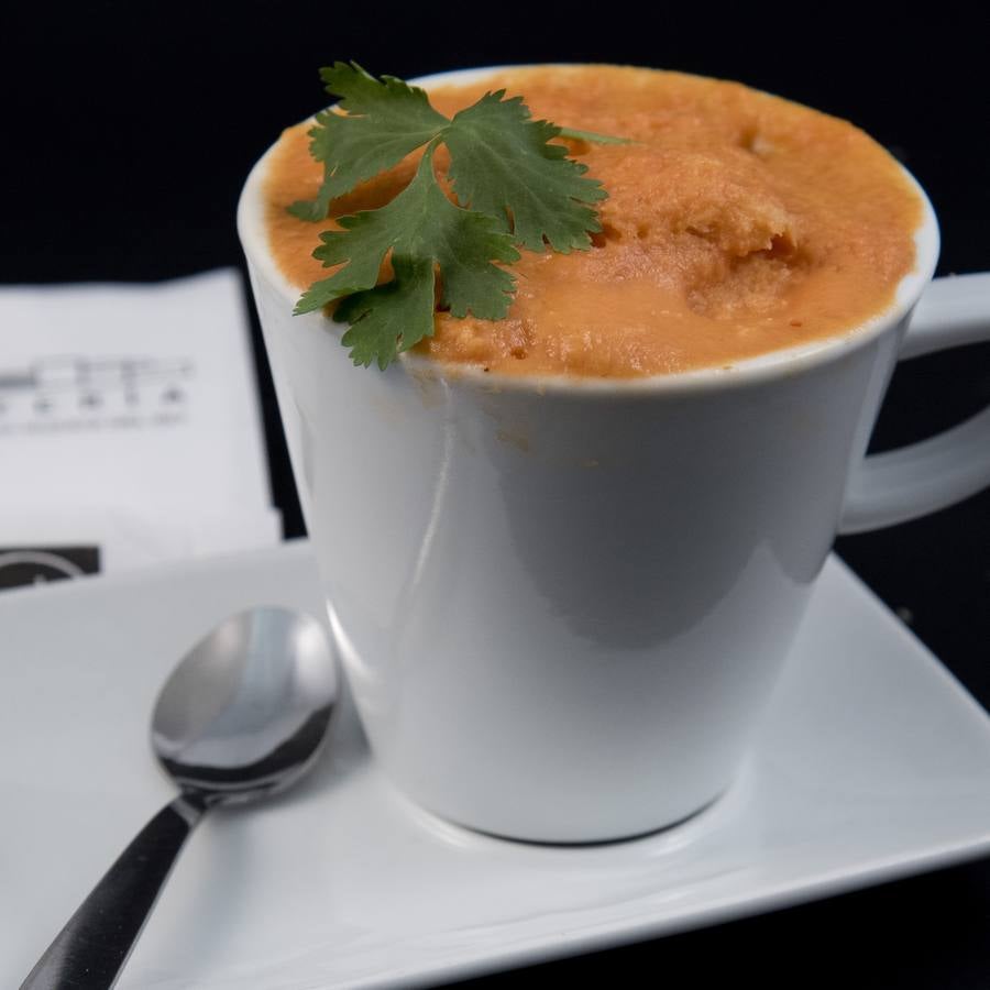 Cafetería CD José Luis Mosquera. Capuchino de lechazo. 