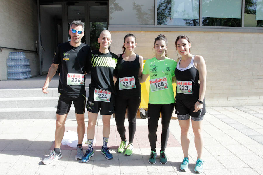 El triatleta vasco Gorka Lucena y la salmantina Lourdes Lobato se han impuesto en el XXI Cross Policía Local de Salamanca que se ha celebrado sobre un recorrido de algo más de 9 kilómetros