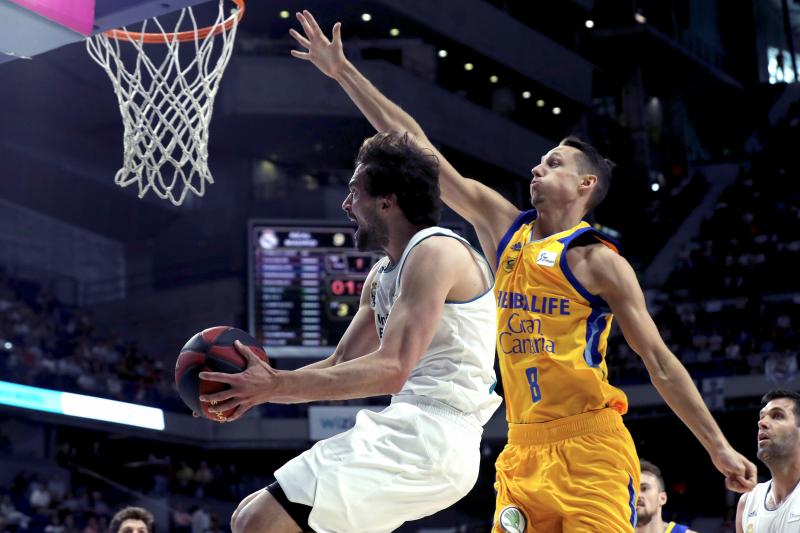 Llull, durante un lance del partido.