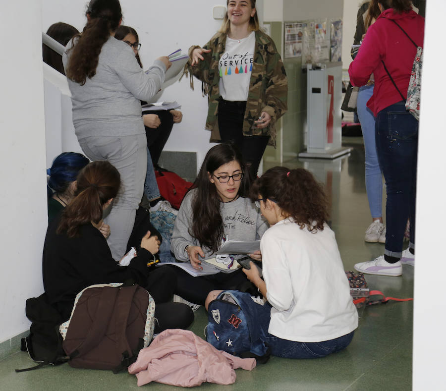 Fotos: Estudiantes de Palencia se examinan de la selectividad