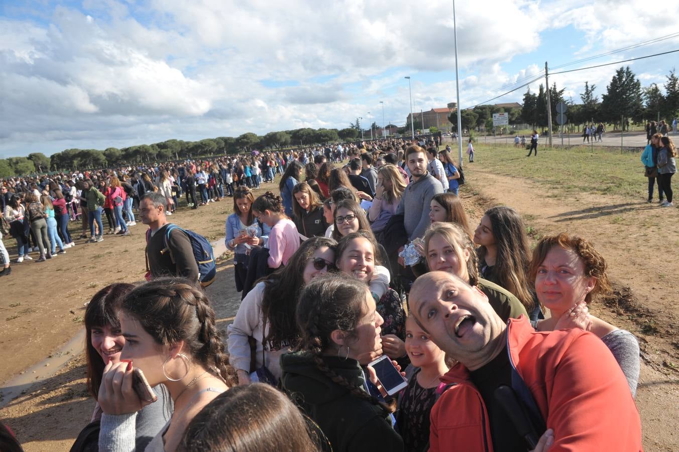 Fotos: Asistentes al concierto de Operación Triunfo en Valladolid (1/2)