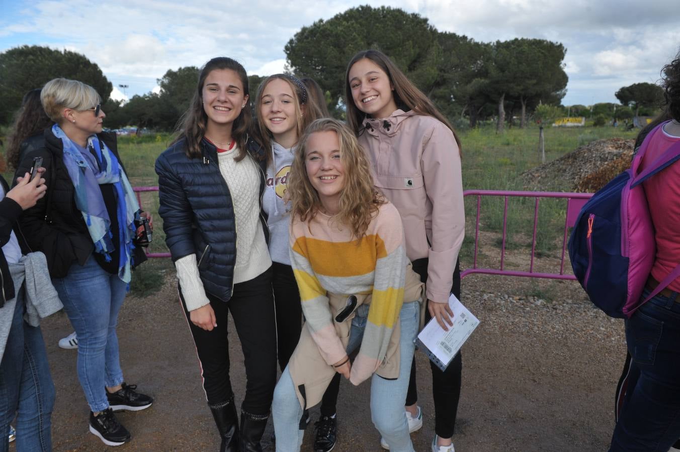 Fotos: Asistentes al concierto de Operación Triunfo en Valladolid (1/2)