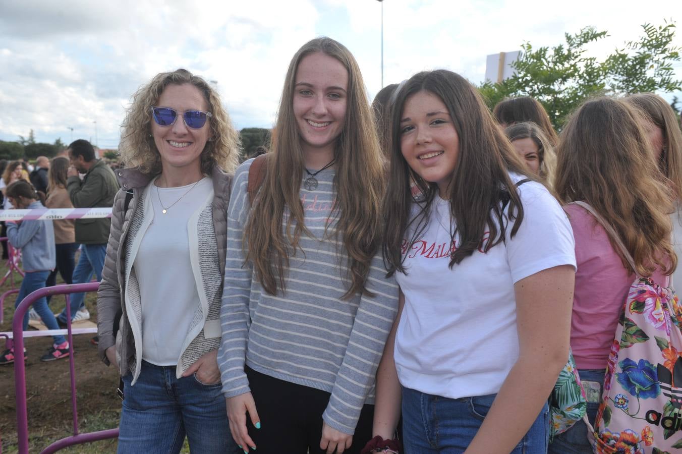 Fotos: Asistentes al concierto de Operación Triunfo en Valladolid (1/2)