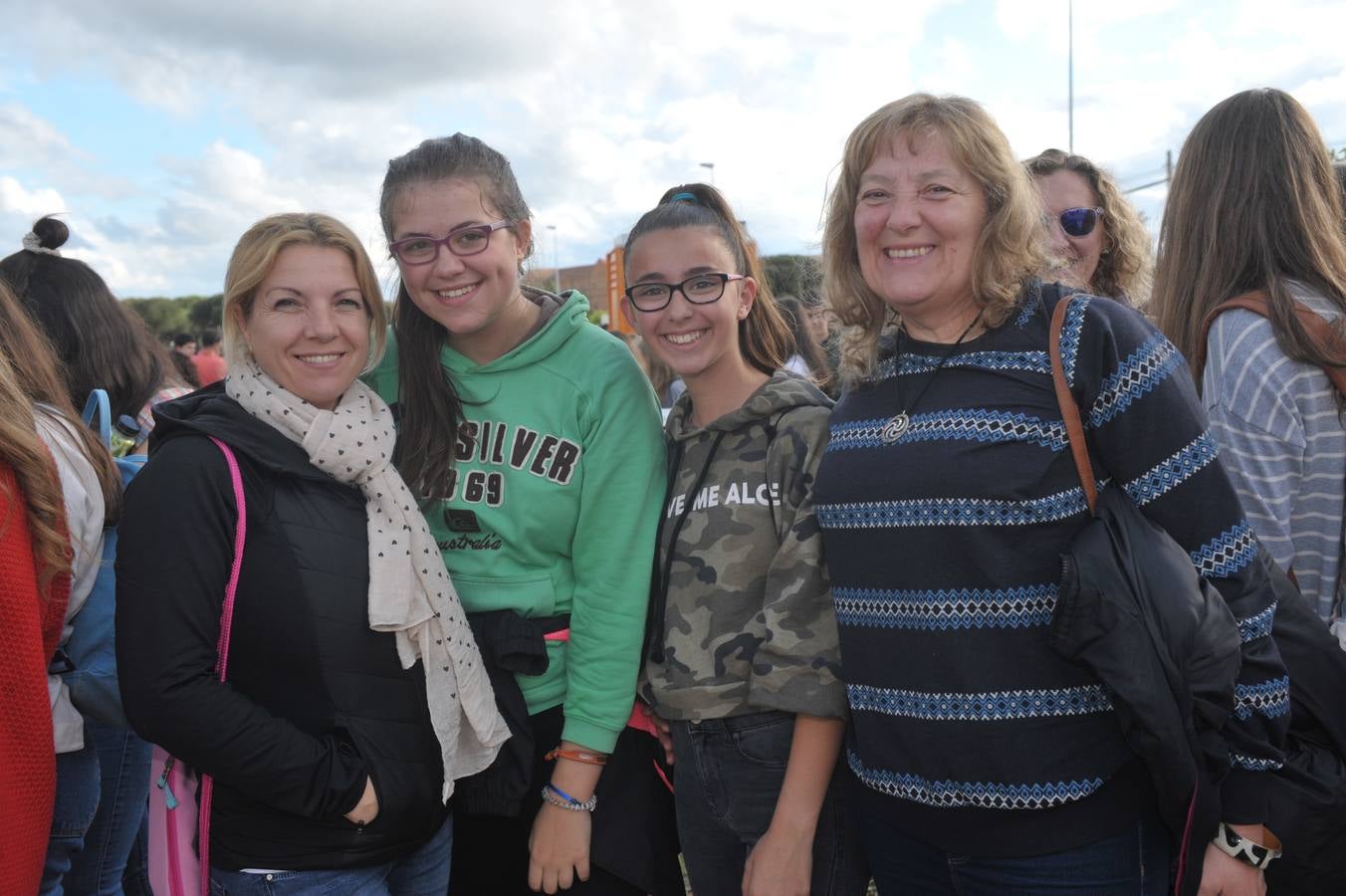 Fotos: Asistentes al concierto de Operación Triunfo en Valladolid (1/2)