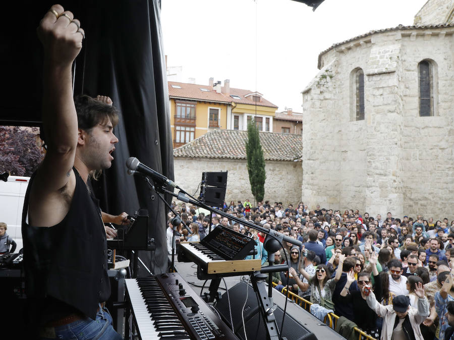 Fotos: Multitudinaria jornada de sábado en el Palencia Sonora