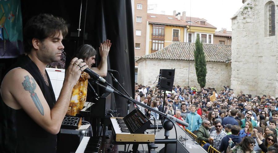 Fotos: Multitudinaria jornada de sábado en el Palencia Sonora
