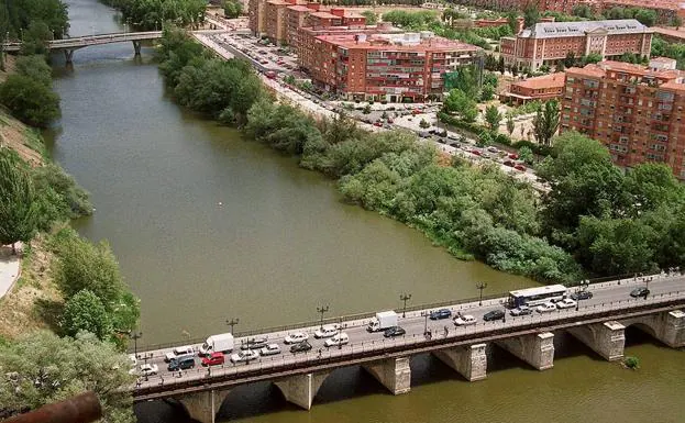 Puente Mayor en primer término y Puente Condesa Doña Eylo al fondo