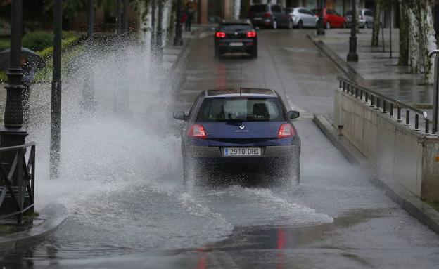 Balsa de agua registrada en Valladolid como consecuencia de una de las últimas trombas de agua. 