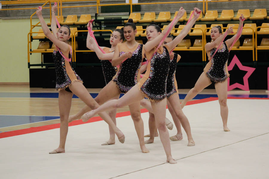 Gimnasia rítmica, tenis de mesa, piragüismo o calva, fueron algunas de las actividades festivas promovidas por el Ayuntamiento