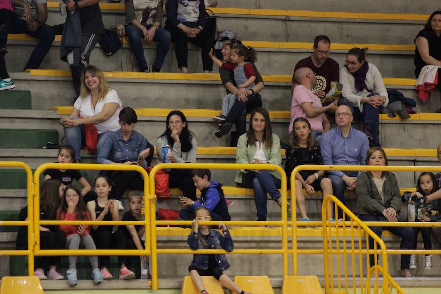 Gimnasia rítmica, tenis de mesa, piragüismo o calva, fueron algunas de las actividades festivas promovidas por el Ayuntamiento