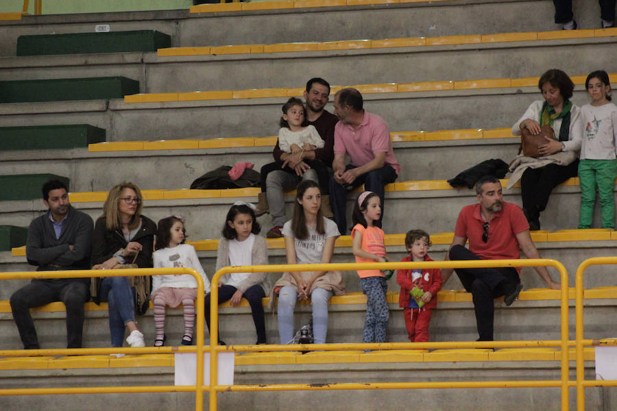 Gimnasia rítmica, tenis de mesa, piragüismo o calva, fueron algunas de las actividades festivas promovidas por el Ayuntamiento