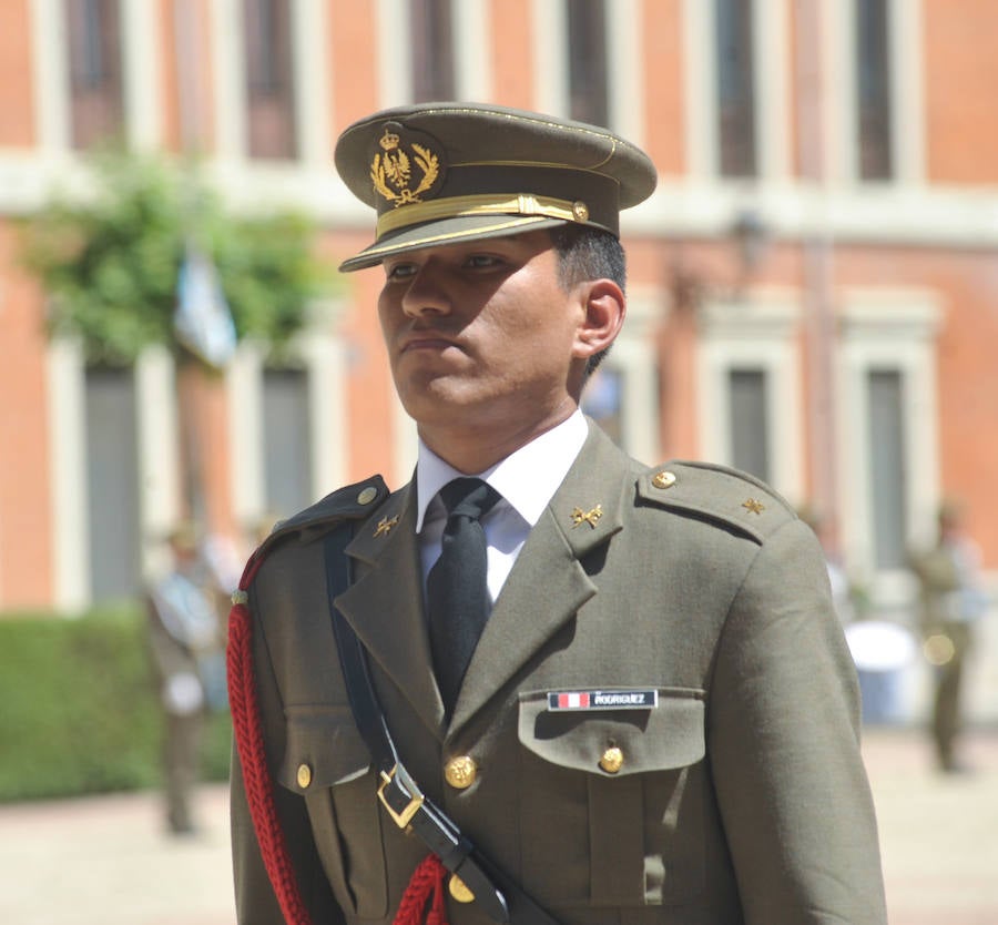 Fotos: Graduación en la Academia de Caballería