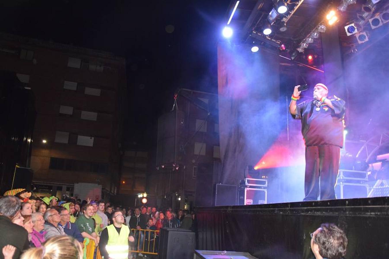 Fotos: Concierto de King África en Guardo