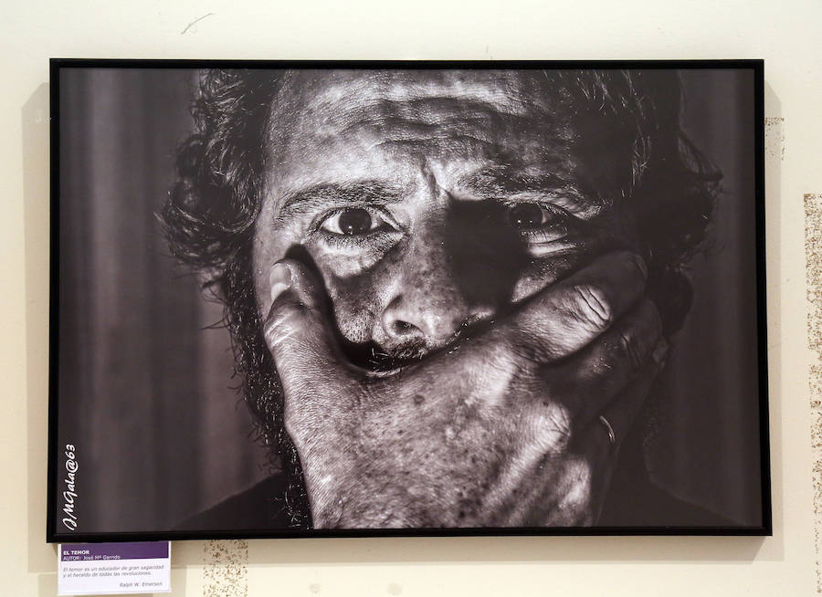 Fotos: Pallantiaphoto-exposición de la Asociación Venteña de Fotografía