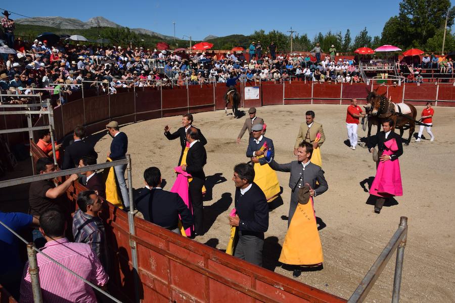 Fotos: Accidentada corrida de toros en las fiestas de Guardo
