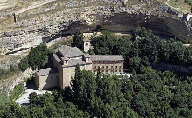 Vista aérea del santuario de la Fuencisla, la segunda preferencia para casarse por la iglesia en Segovia. 