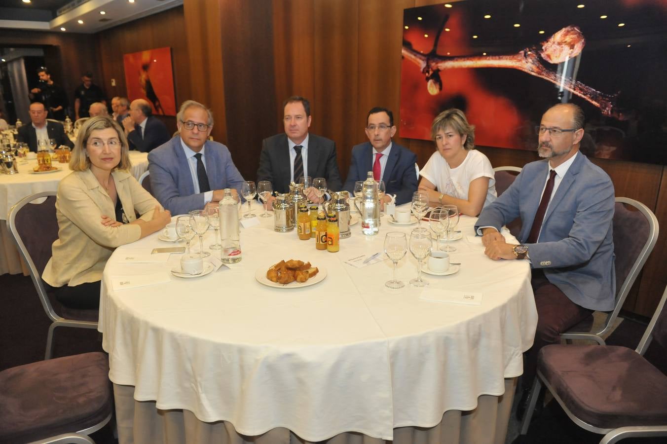 El experto aportó una visión global de las perspectivas de futuro a las que se enfrentarán los distintos agentes económicos y empresariales de cara a los próximos años